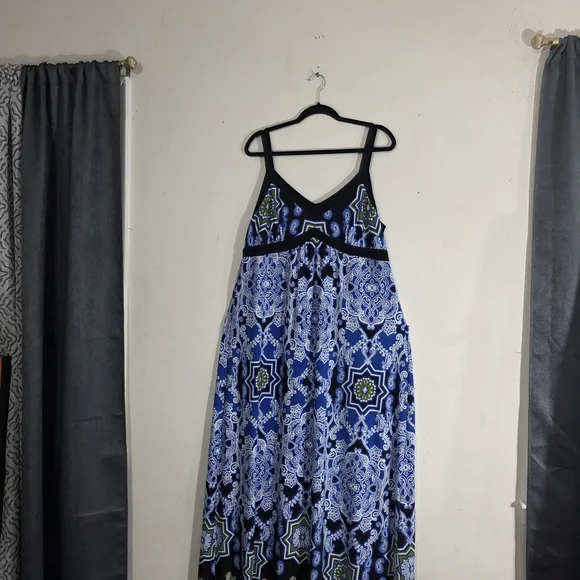 Apt. 9 Blue and Black Patterned Maxi Dress - Picture 7 of 9